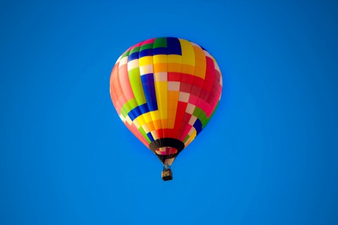 色彩鲜艳的热气球