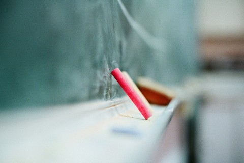 教室里的粉笔末