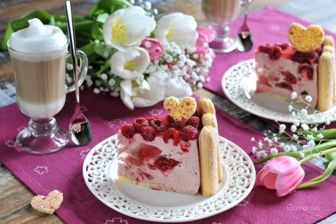 爱心树莓蛋糕