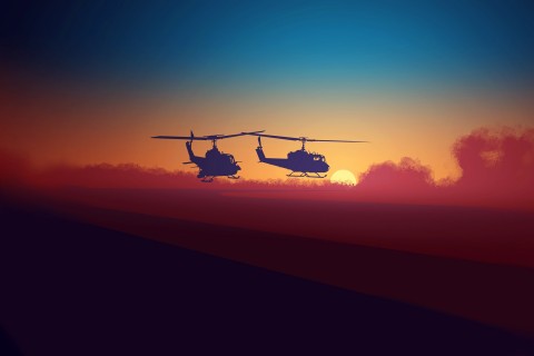 夕阳下的直升飞机