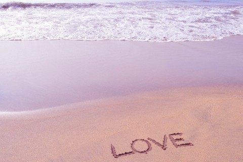 爱情海滩