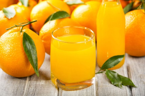 美味的新鲜橙汁