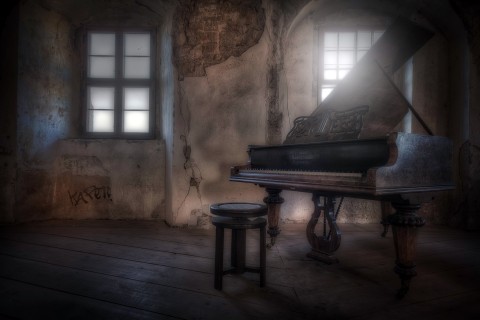 古老的钢琴