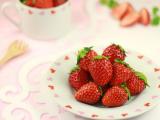 甜点草莓