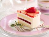 漂亮草莓奶油蛋糕